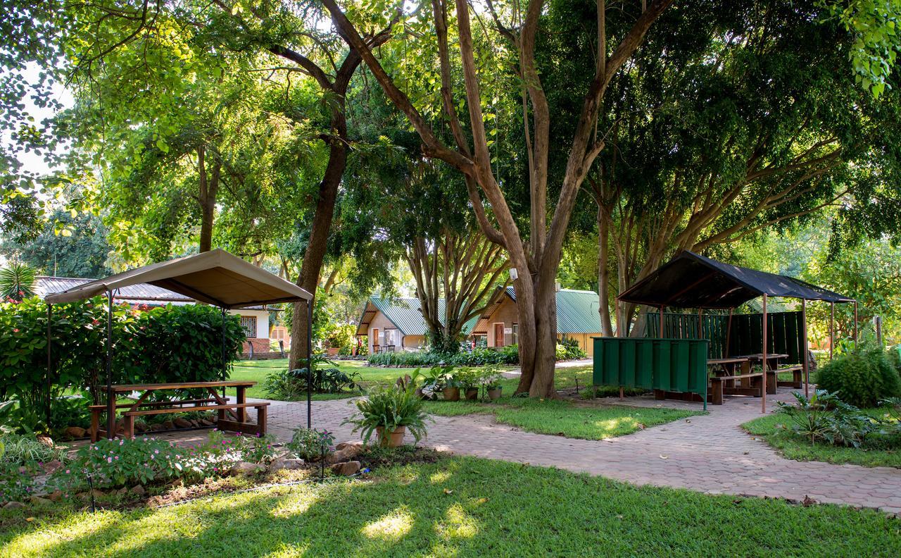 Fringilla Lodge Chisamba Esterno foto